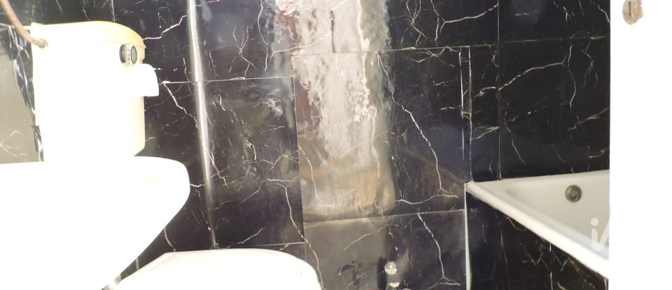 Apartamento T3 em Laranjeiro e Feijó de 63 m²