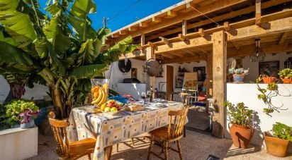 Maison rustique T7 à Cela de 462 m²