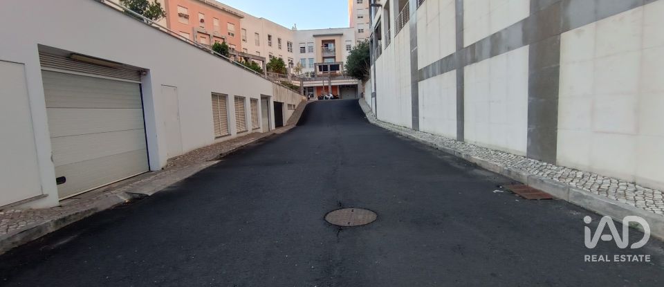 Estacionamento em São Domingos De Benfica de 12 m²