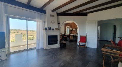 Country home T4 in Bensafrim e Barão de São João of 250 m²