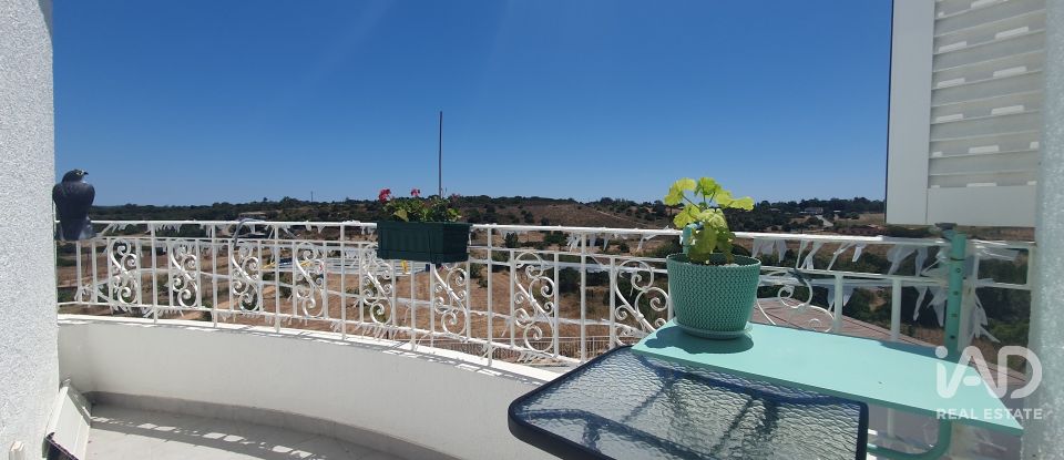 Casa de Campo T4 em Bensafrim e Barão de São João de 250 m²