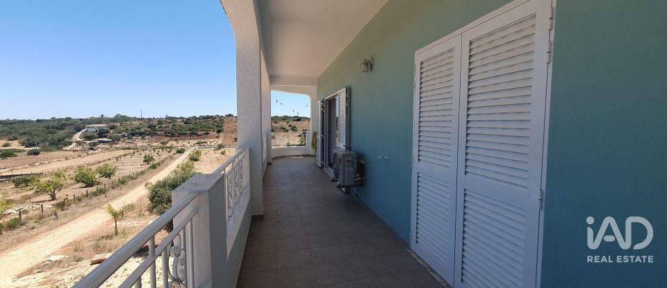 Casa de Campo T4 em Bensafrim e Barão de São João de 250 m²