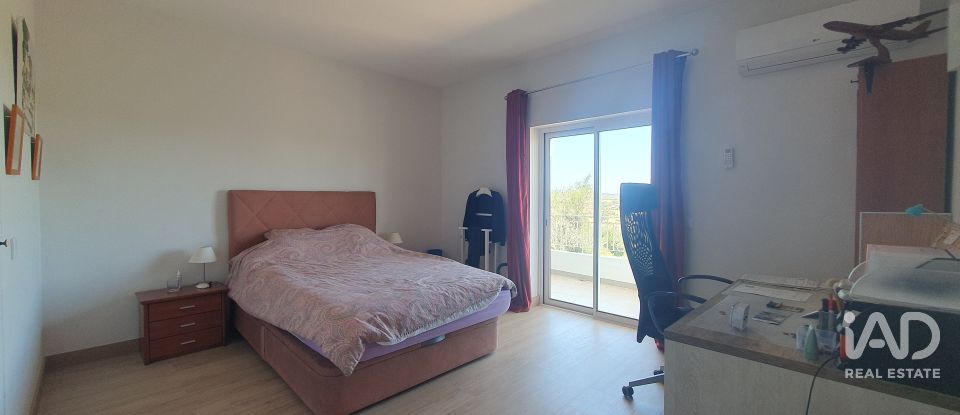 Casa de Campo T4 em Bensafrim e Barão de São João de 250 m²