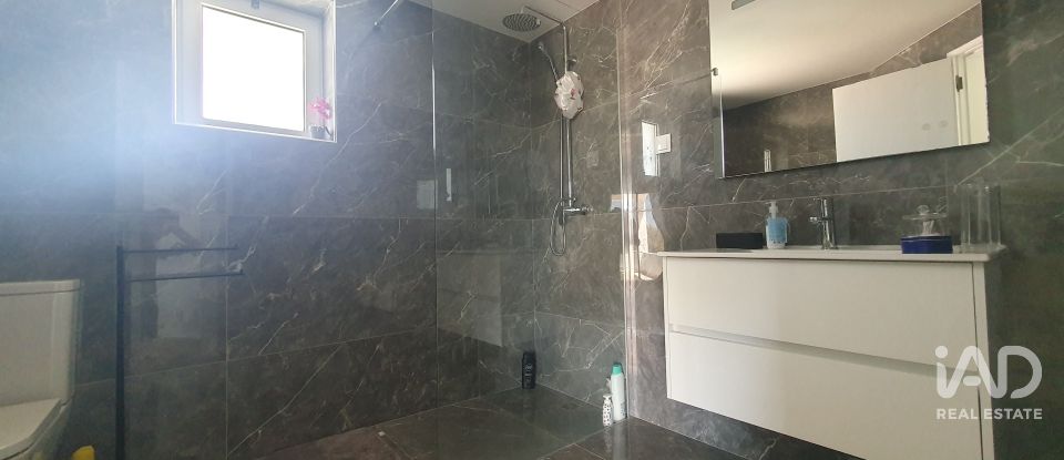 Casa de Campo T4 em Bensafrim e Barão de São João de 250 m²