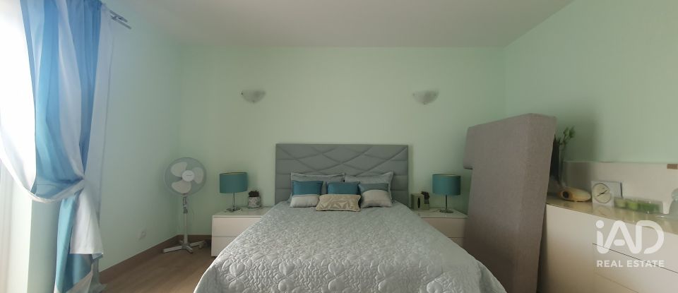 Casa de Campo T4 em Bensafrim e Barão de São João de 250 m²