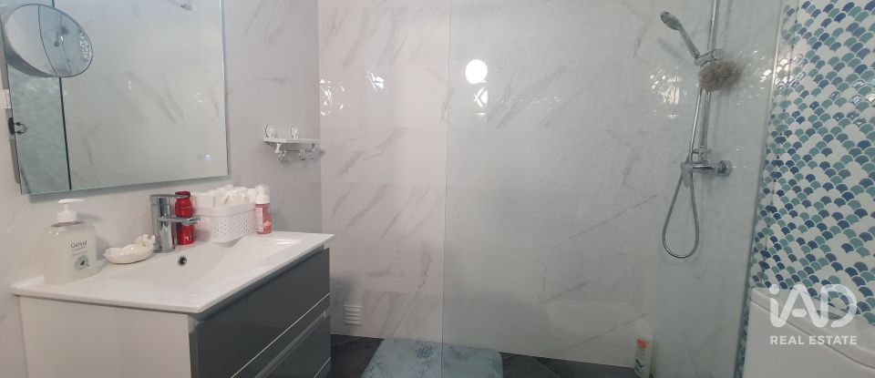 Casa de Campo T4 em Bensafrim e Barão de São João de 250 m²