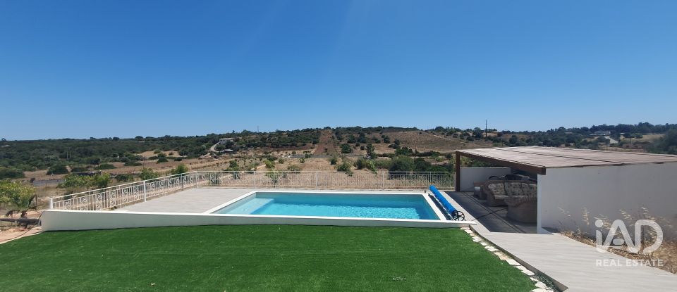 Casa de Campo T4 em Bensafrim e Barão de São João de 250 m²