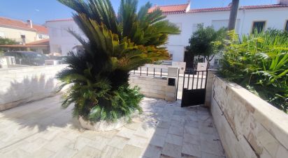 Terraced house T3 in Nossa Senhora da Conceição e São Bartolomeu of 184 m²