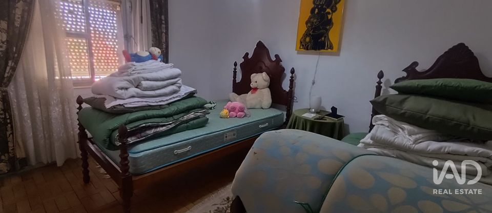 Moradia em banda T3 em Nossa Senhora da Conceição e São Bartolomeu de 184 m²