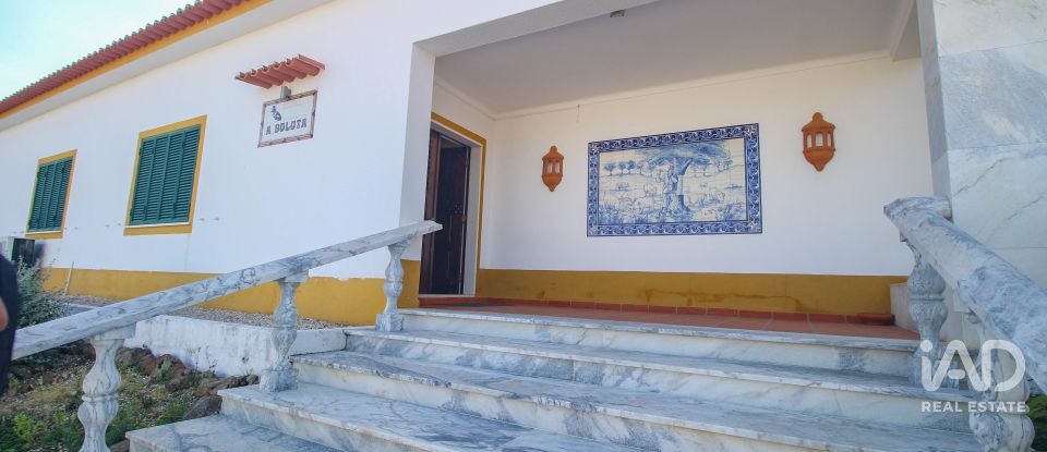 Surface diverse T6 à Terrugem E Vila Boim de 467 m²