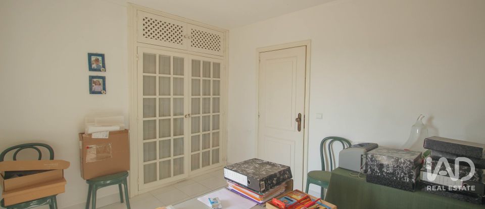 Surface diverse T6 à Terrugem E Vila Boim de 467 m²