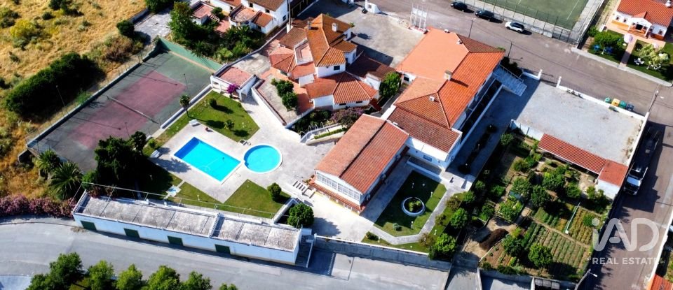 Surface diverse T6 à Terrugem E Vila Boim de 467 m²