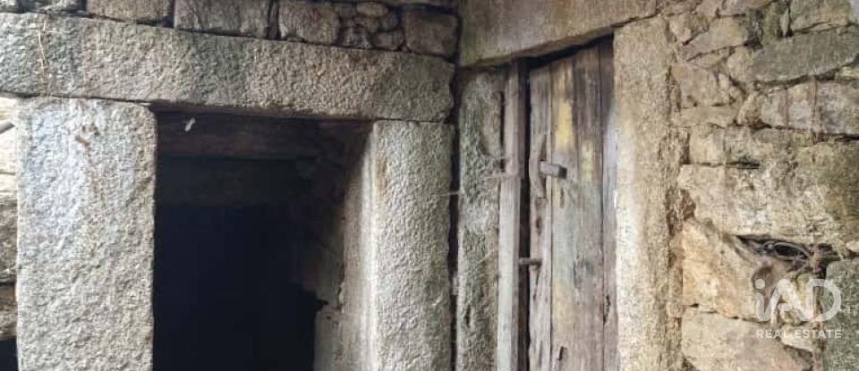 Casa de aldeia T2 em Aldeia Velha de 135 m²