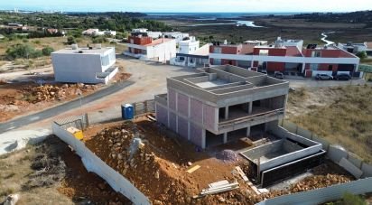 Maison T4 à Mexilhoeira Grande de 200 m²