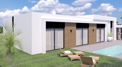 House T4 in Azeitão (São Lourenço e São Simão) of 190 m²