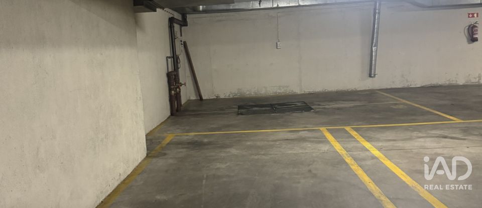 Apartment T3 in Lumiar of 145 m²