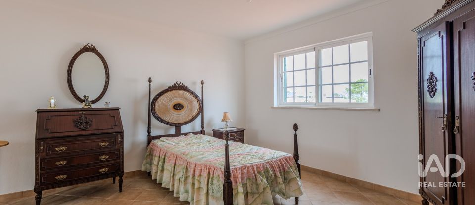 Moradia T3 em Sesimbra (Castelo) de 222 m²