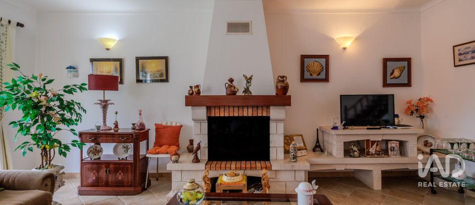 Moradia T3 em Sesimbra (Castelo) de 222 m²