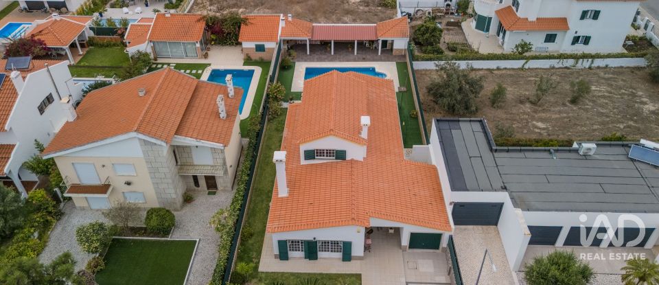 Moradia T3 em Sesimbra (Castelo) de 222 m²