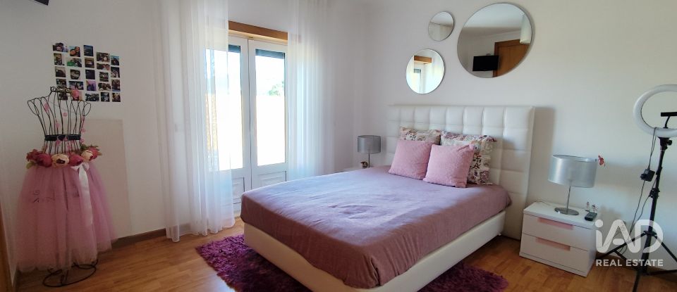 Herdade T5 em Lamas e Cercal de 372 m²