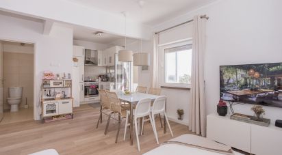 Apartment T3 in Ramada e Caneças of 82 m²