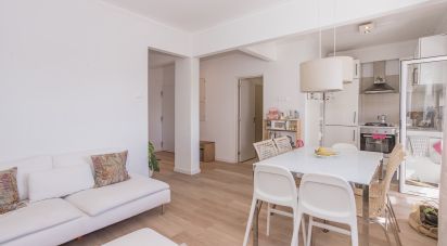 Apartment T3 in Ramada e Caneças of 82 m²