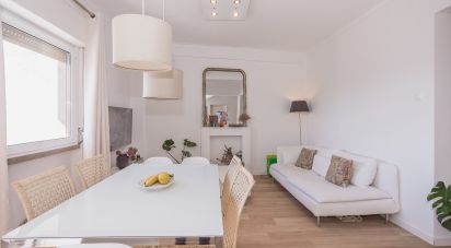 Apartment T3 in Ramada e Caneças of 82 m²