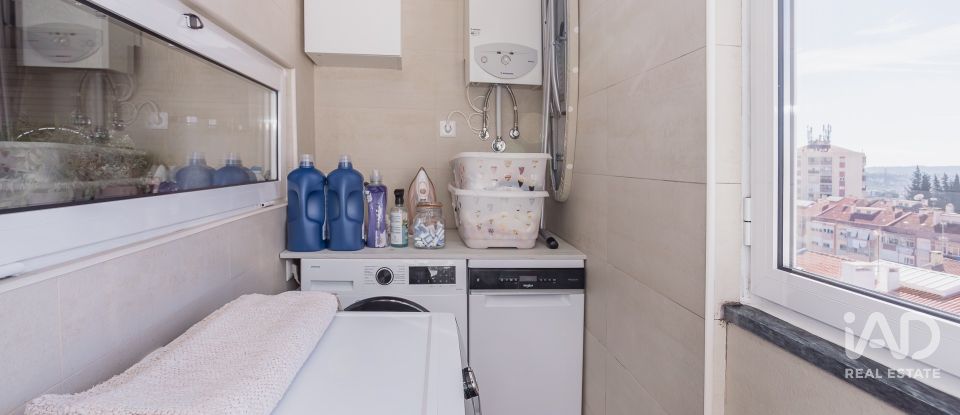 Apartamento T3 em Ramada e Caneças de 82 m²