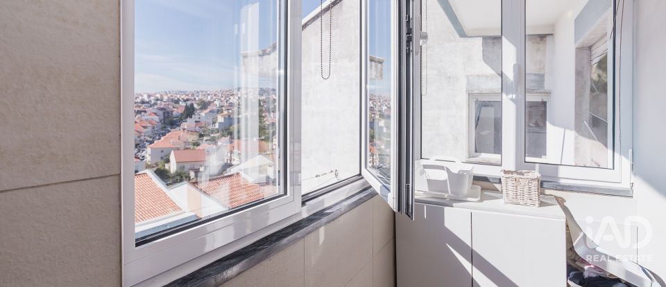 Apartamento T3 em Ramada e Caneças de 82 m²