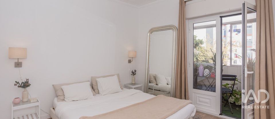 Apartamento T3 em Ramada e Caneças de 82 m²