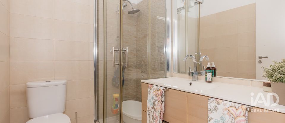 Apartamento T3 em Ramada e Caneças de 82 m²