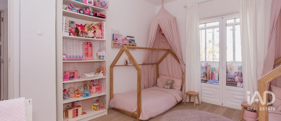 Apartamento T3 em Ramada e Caneças de 82 m²