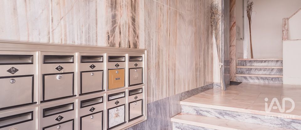 Apartamento T3 em Ramada e Caneças de 82 m²