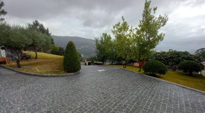 House T4 in Eiras e Mei of 208 m²