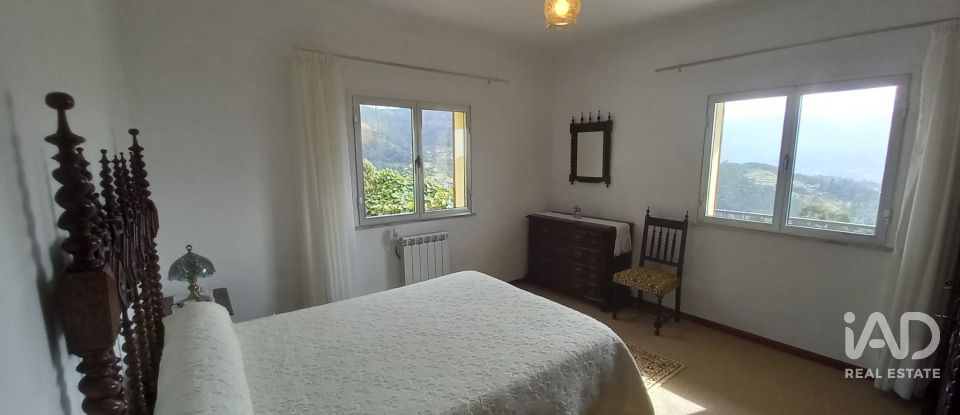 Moradia T4 em Eiras e Mei de 208 m²