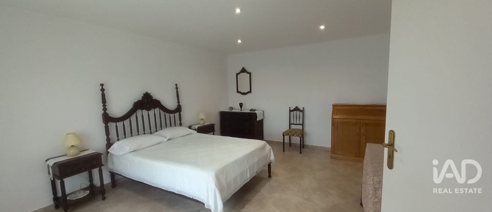 Moradia T4 em Eiras e Mei de 208 m²