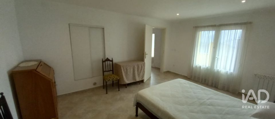 Moradia T4 em Eiras e Mei de 208 m²