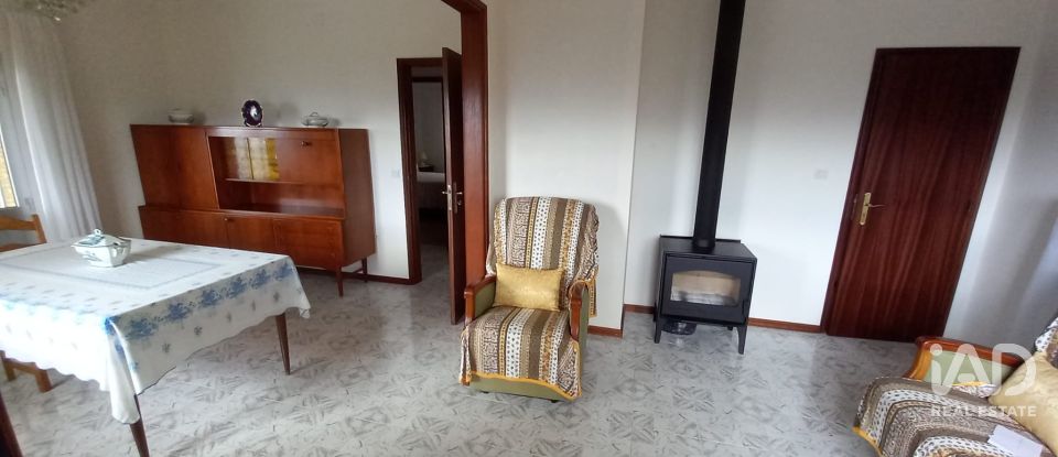 Moradia T4 em Eiras e Mei de 208 m²