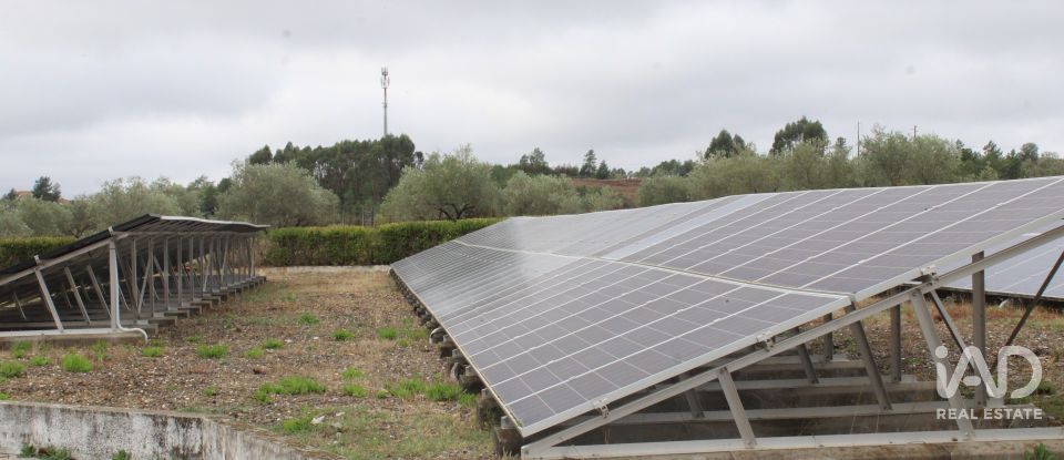 Immeuble à Sarnadas de Ródão de 2 210 m²