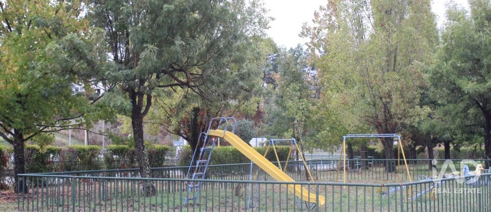 Immeuble à Sarnadas de Ródão de 2 210 m²