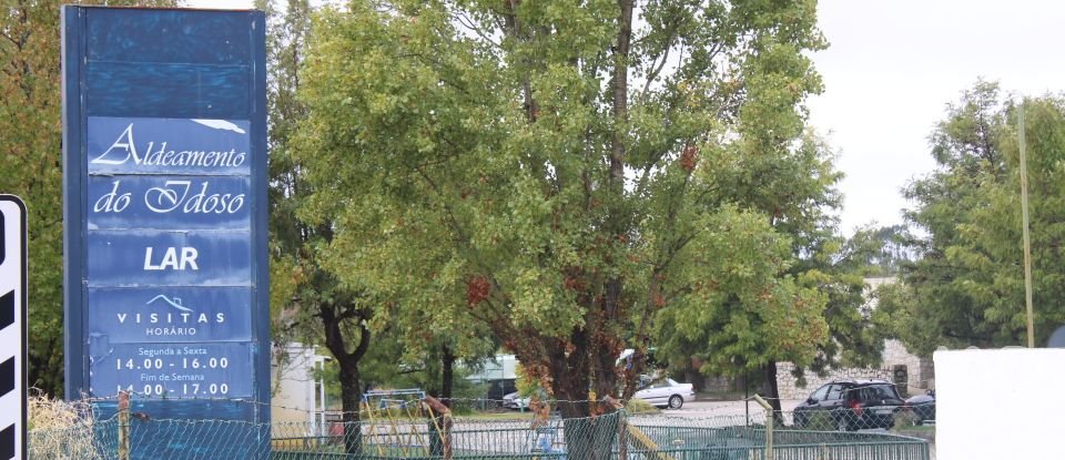 Immeuble à Sarnadas de Ródão de 2 210 m²