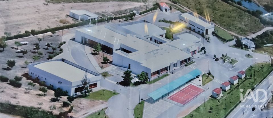 Immeuble à Sarnadas de Ródão de 2 210 m²