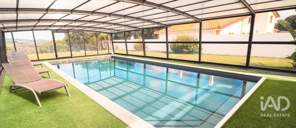 House T5 in Vermelha of 301 m²