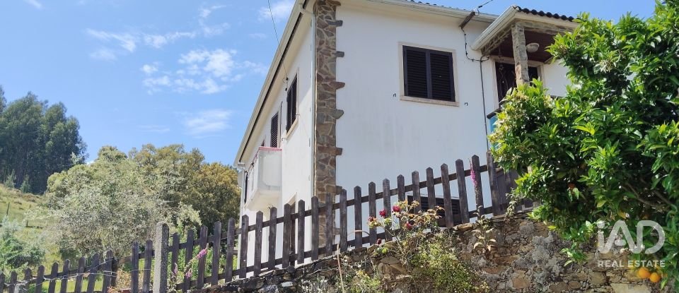 Maison T4 à Alvares de 132 m²