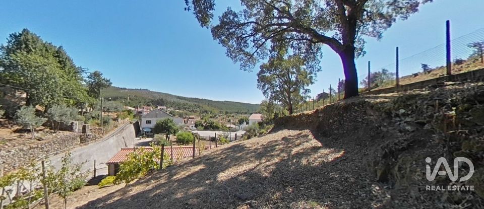 Maison T4 à Alvares de 132 m²