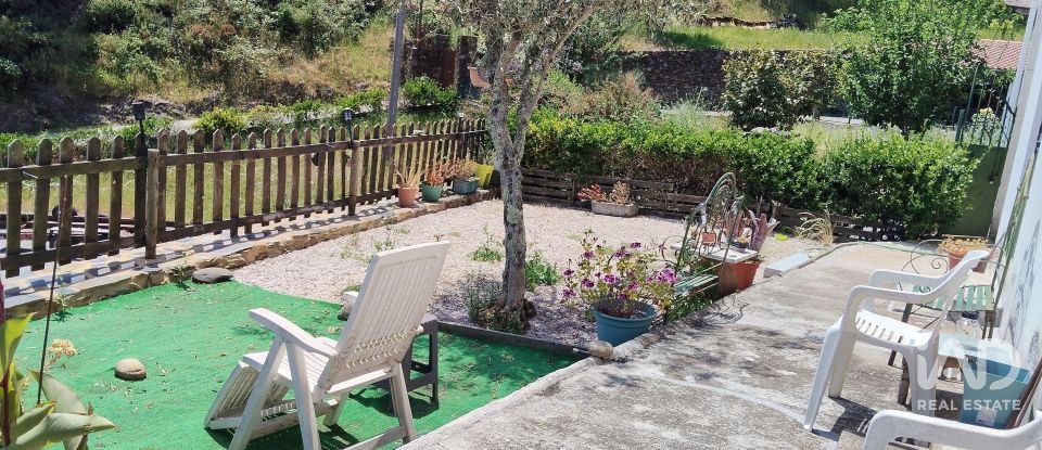 Maison T4 à Alvares de 132 m²