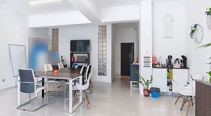 Boutique/Local commercial à Porto de Mós - São João Baptista e São Pedro de 80 m²