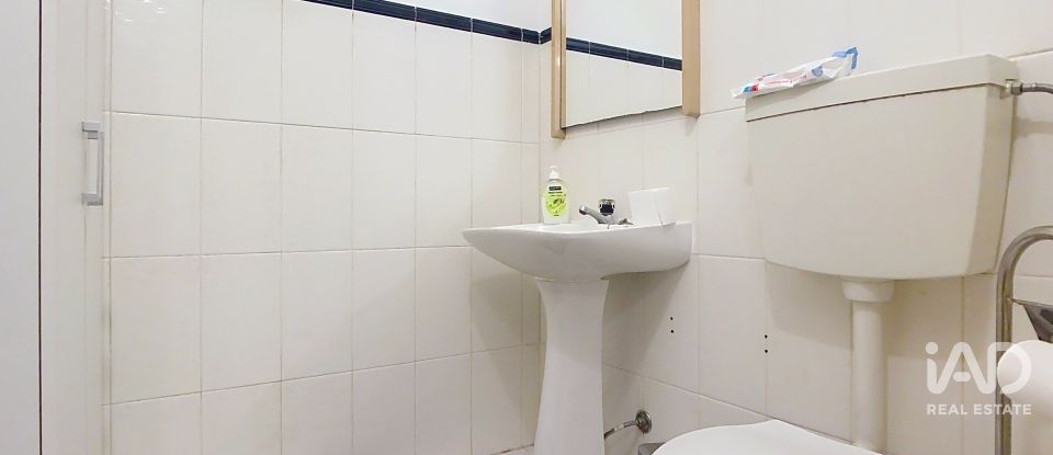 Boutique/Local commercial à Porto de Mós - São João Baptista e São Pedro de 80 m²