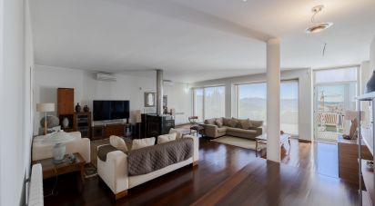 Maison d'angle T4 à Nogueira, Fraião E Lamaçães de 622 m²