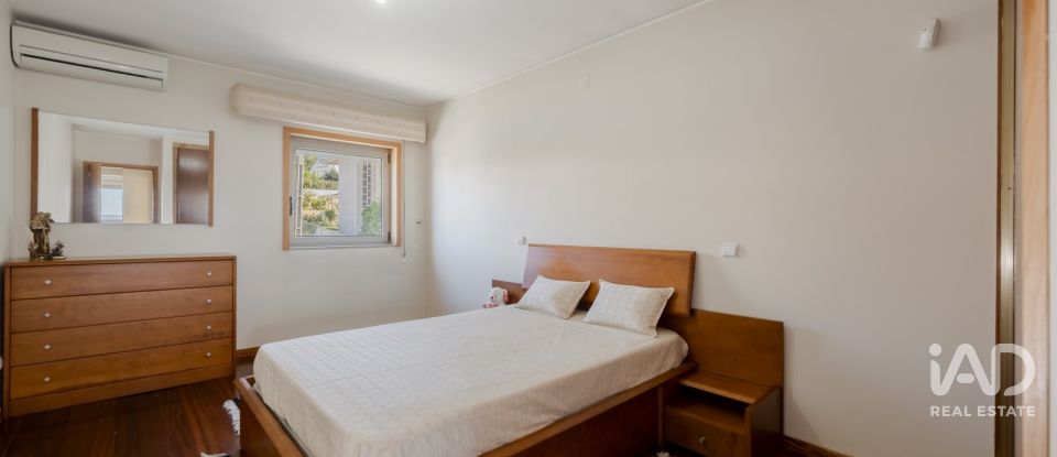 Moradia em gaveto T4 em Nogueira, Fraião E Lamaçães de 622 m²